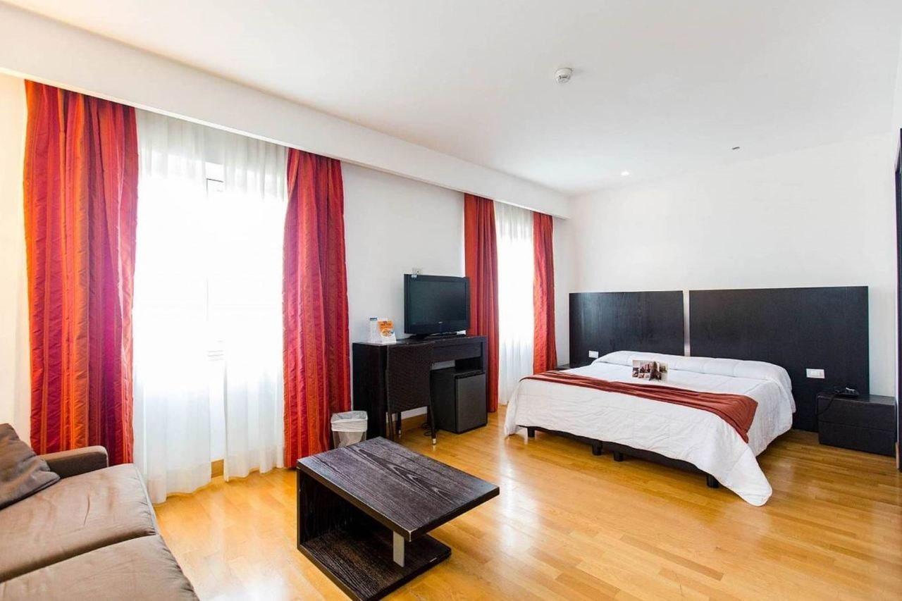 Hotel Lh Montemario 4*